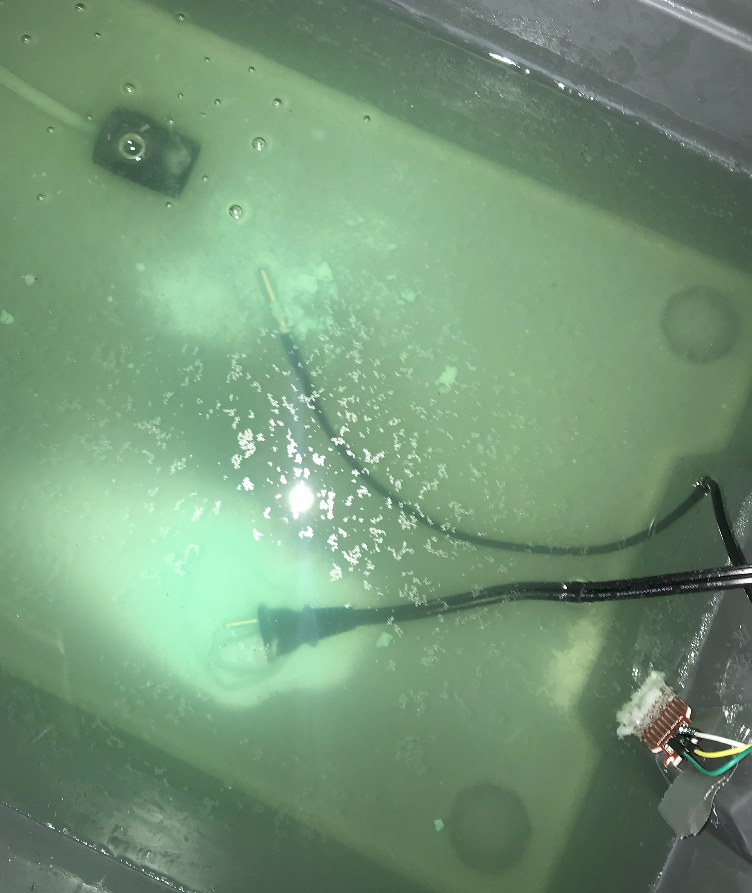 weiße Ablagerungen am Sensor
